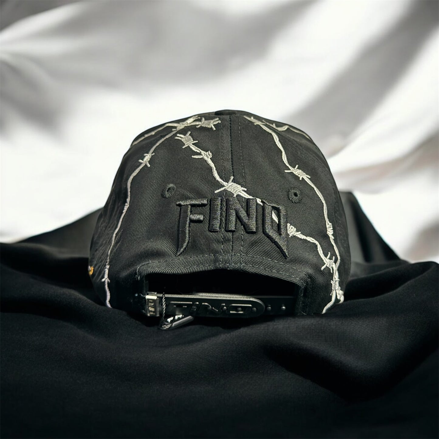 Fino x Tito Doble P “LA People”