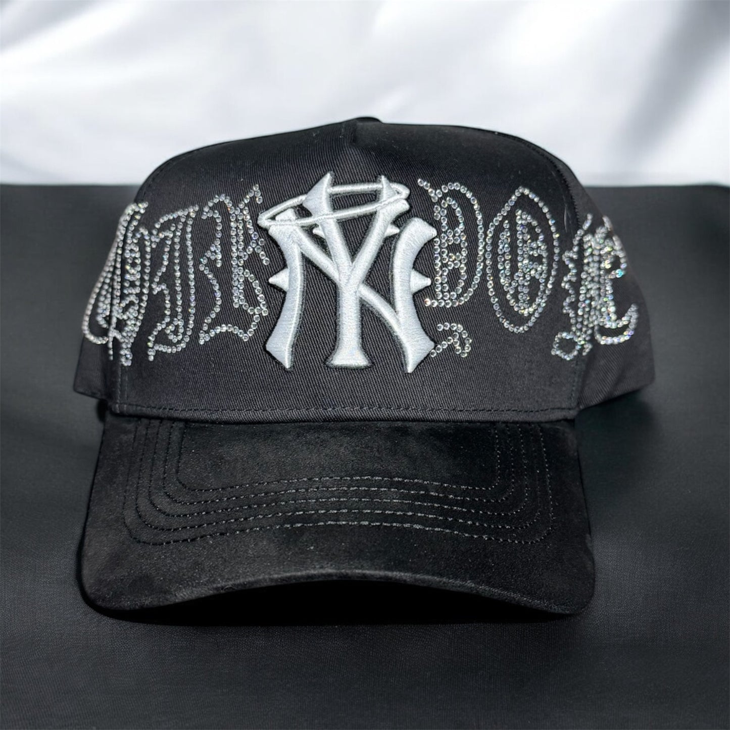 31 Hats "NY Crystal"